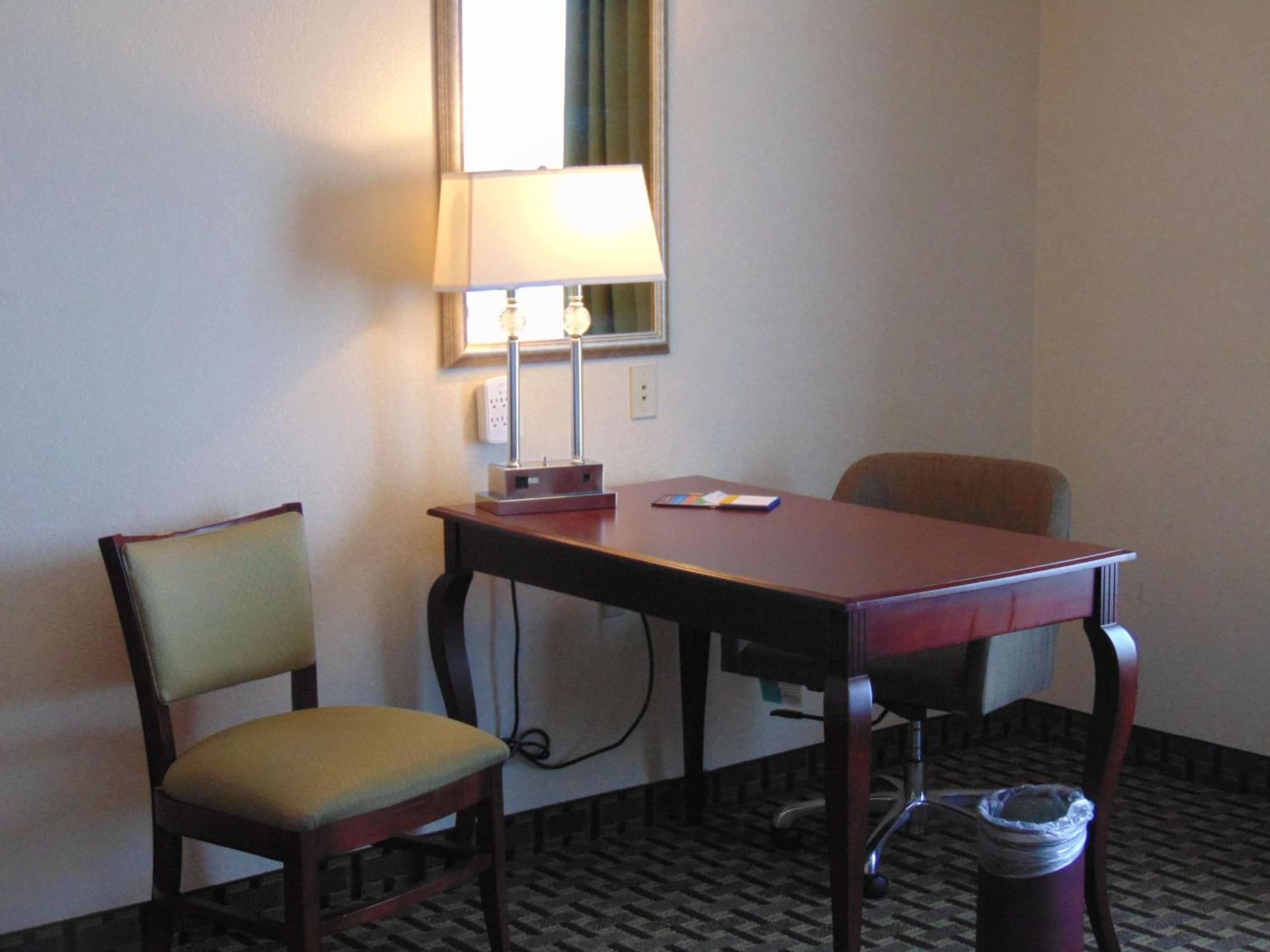 Hampton Inn & Suites Cleveland-Mentor Eksteriør billede