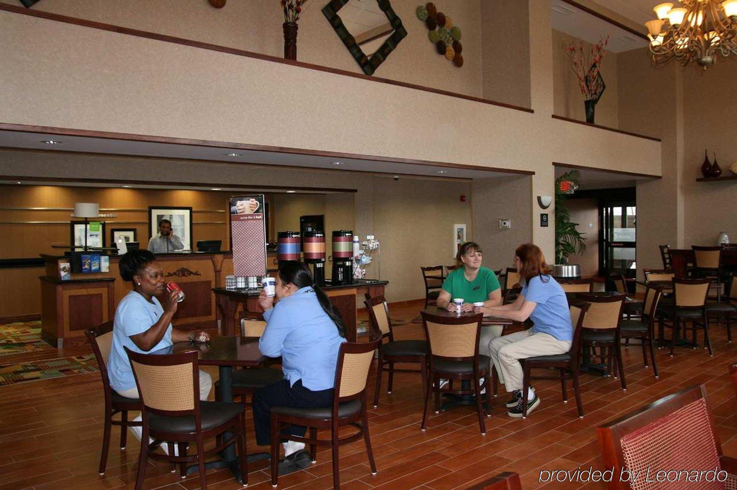 Hampton Inn & Suites Cleveland-Mentor Restaurant billede